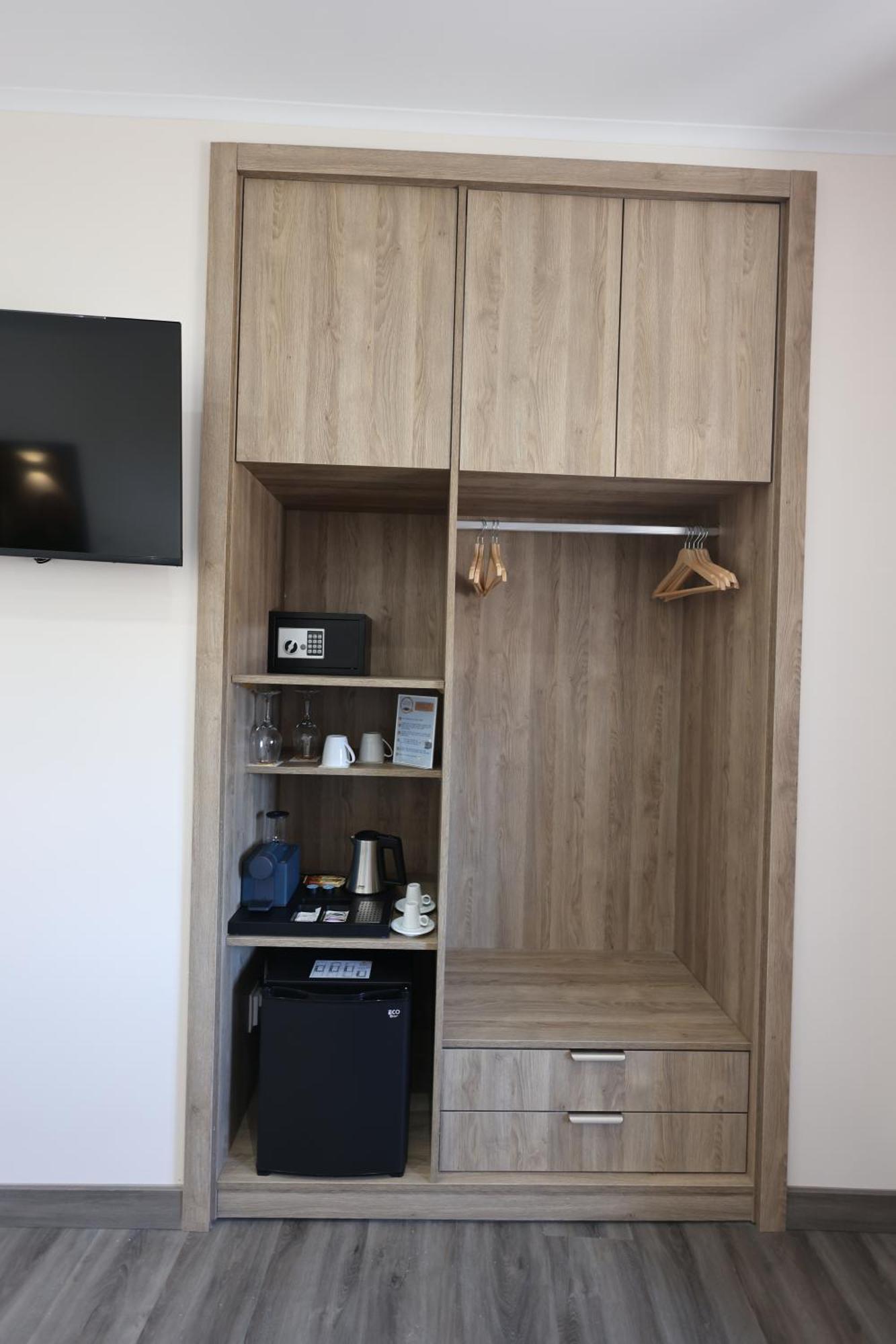 Guest house Pensao Praca Da Figueira 3*